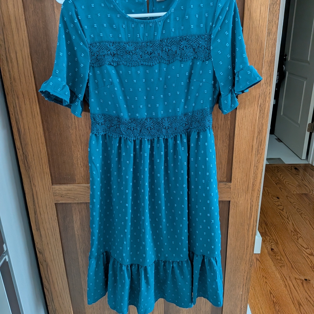Elegant Teal Lace Dress